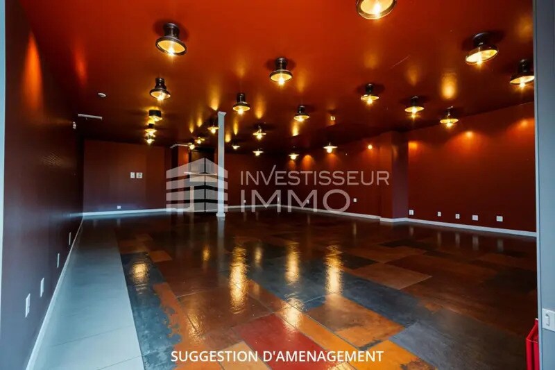 Retail in Paris to rent - Interior Photo - Image 2 of 7