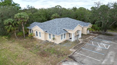 17880 Toledo Blade Blvd, Port Charlotte, FL for sale Building Photo- Image 1 of 18