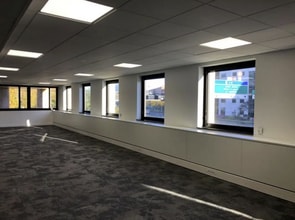 4 Rue Joseph Monier, Rueil-Malmaison to rent Interior Photo- Image 1 of 5