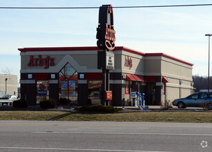 3994 E Harbor Rd, Port Clinton, OH for rent Building Photo- Image 1 of 6