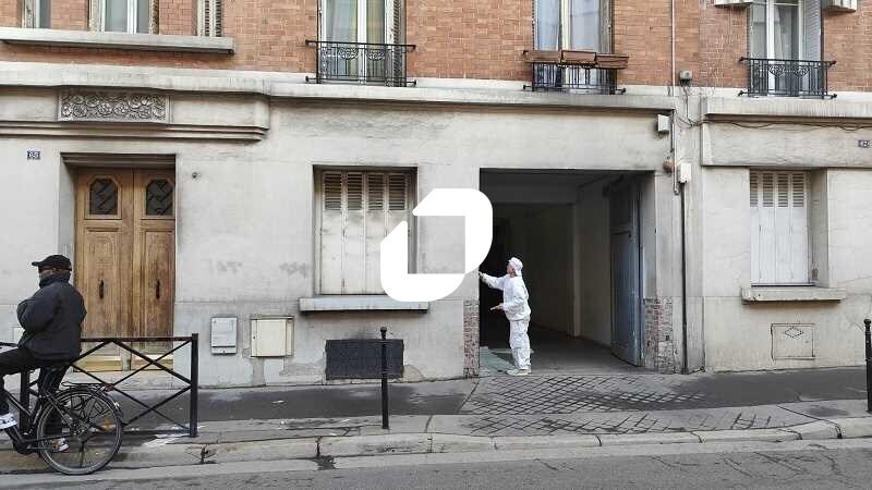 Light Industrial in Clichy to rent - Building Photo - Image 1 of 9