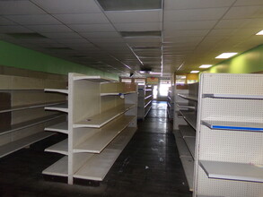 4839-4925 Jonesboro Rd, Forest Park, GA to rent Interior Photo- Image 2 of 13