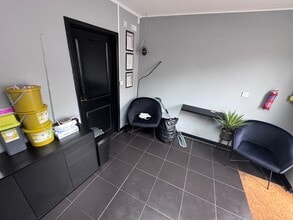 477 Llangyfelach Rd, Swansea to rent Interior Photo- Image 1 of 5