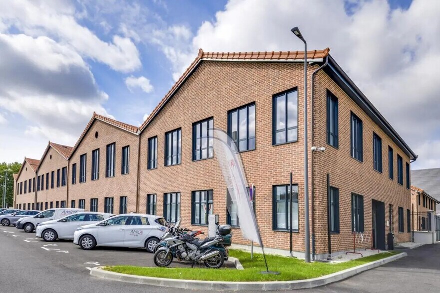 116 Quai De Bezons, Argenteuil to rent - Building Photo - Image 1 of 9