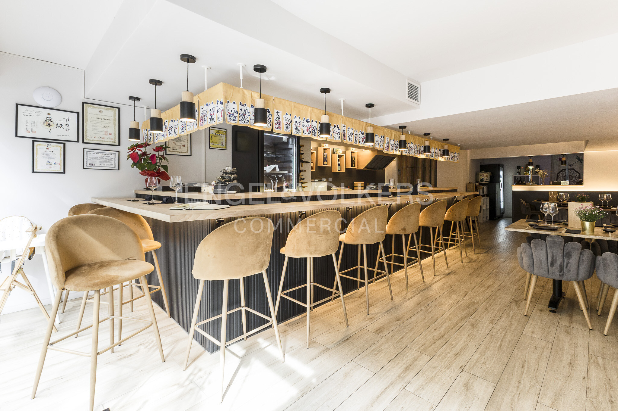 Retail in Barcelona, Barcelona to rent Interior Photo- Image 1 of 17