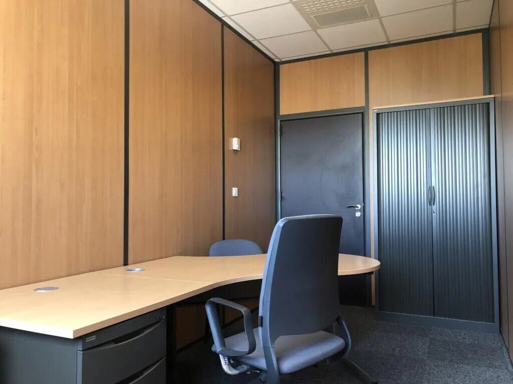 Location Bureaux 11 m² - Photo 1