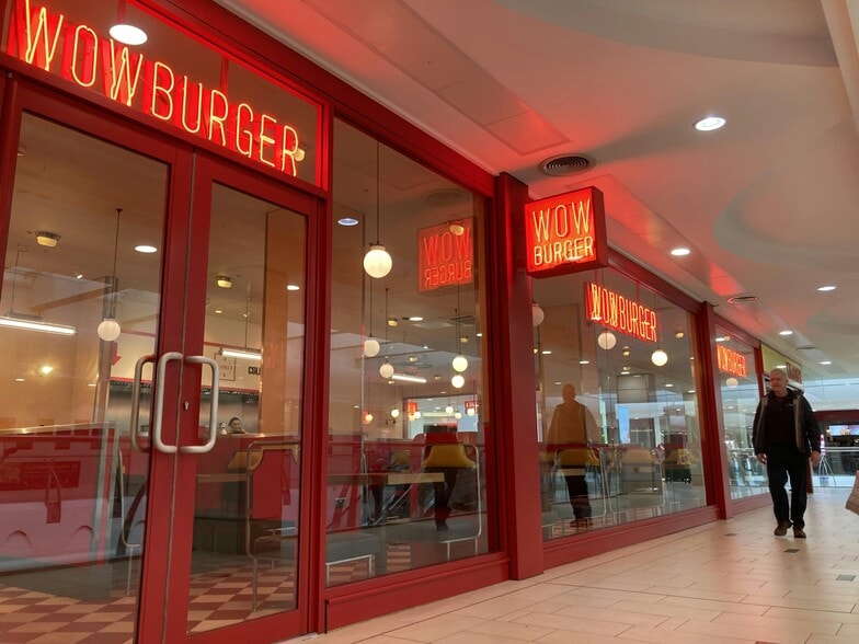 St Sepulchre Gate, Doncaster to rent - Building Photo - Image 3 of 8