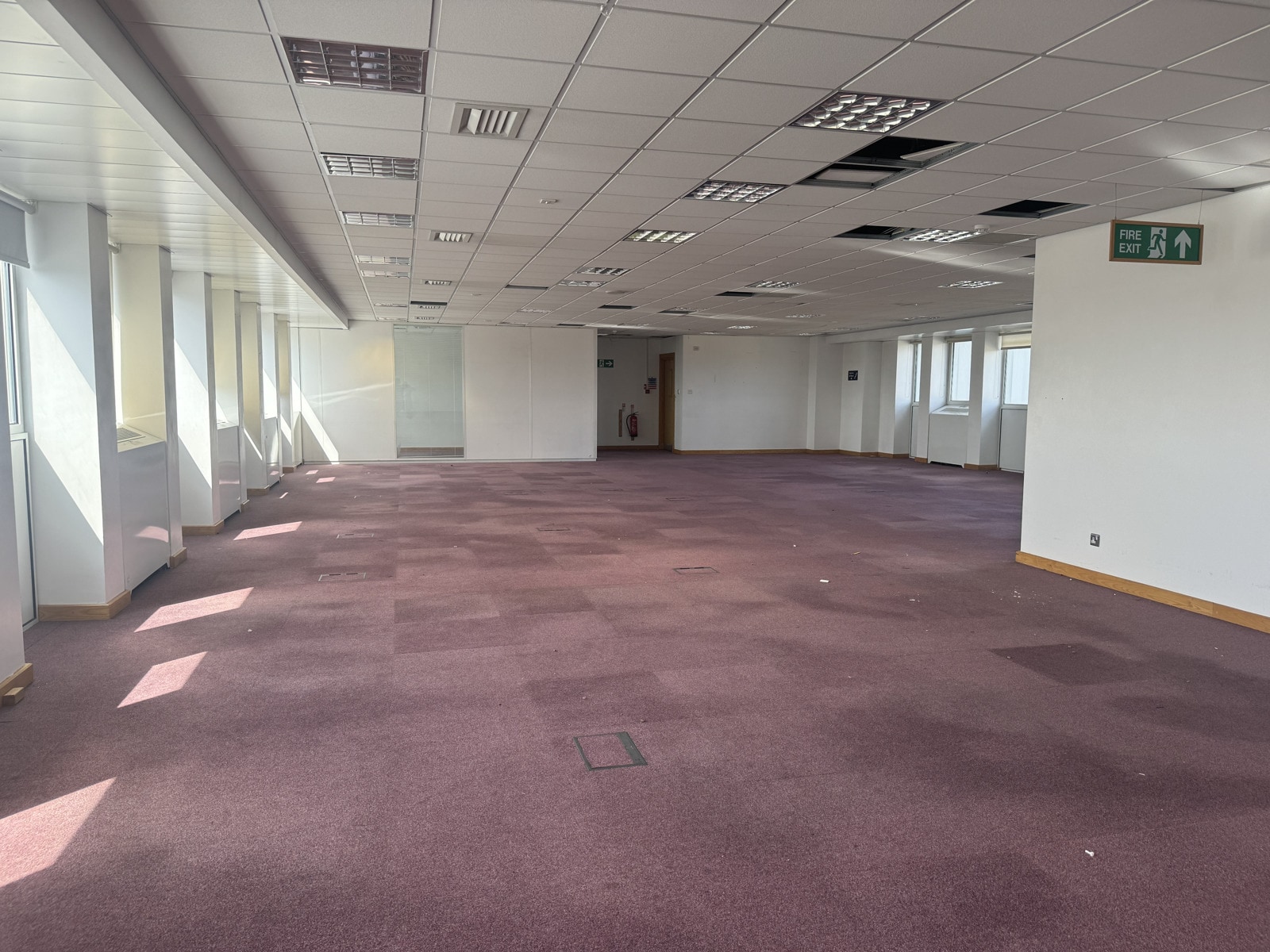 New Ealing Broadway, London to rent Interior Photo- Image 1 of 4