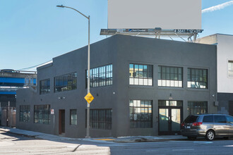 925 Harrison St, San Francisco, CA for rent Building Photo- Image 1 of 33