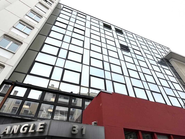 Office in Villeurbanne to rent - Building Photo - Image 2 of 13