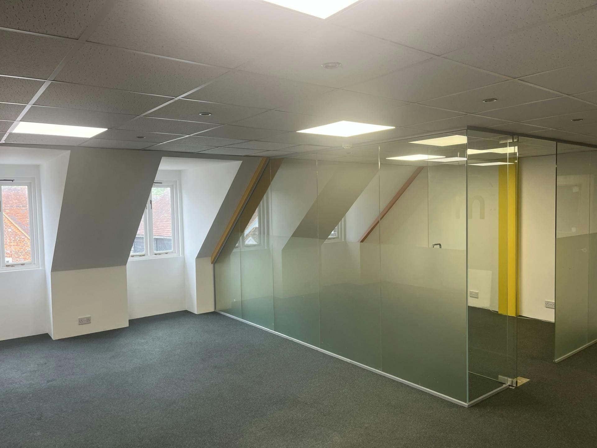 High St, Great Missenden to rent Building Photo- Image 1 of 7