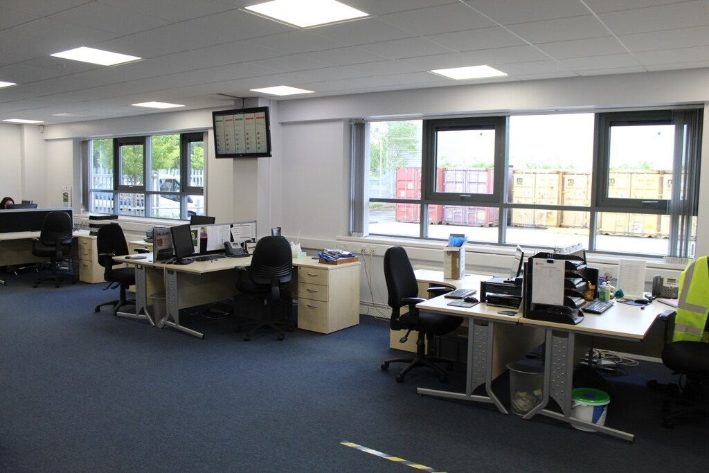 12A Follingsby Close, Gateshead to rent Interior Photo- Image 1 of 1