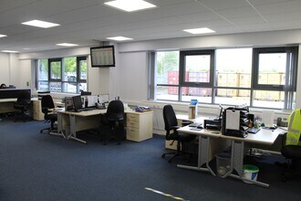 12A Follingsby Close, Gateshead to rent Interior Photo- Image 1 of 1