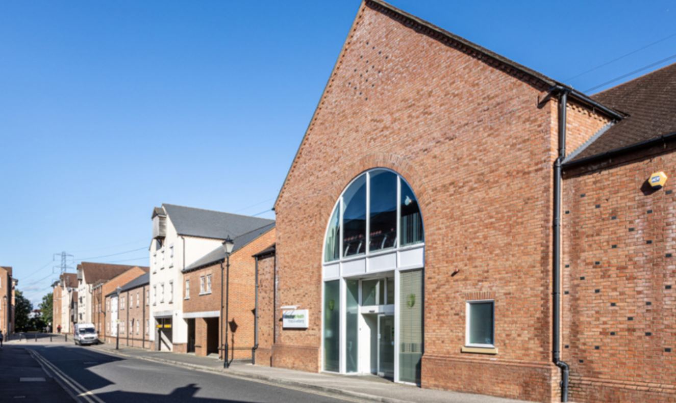 Trenchard St, Aylesbury for sale Primary Photo- Image 1 of 1