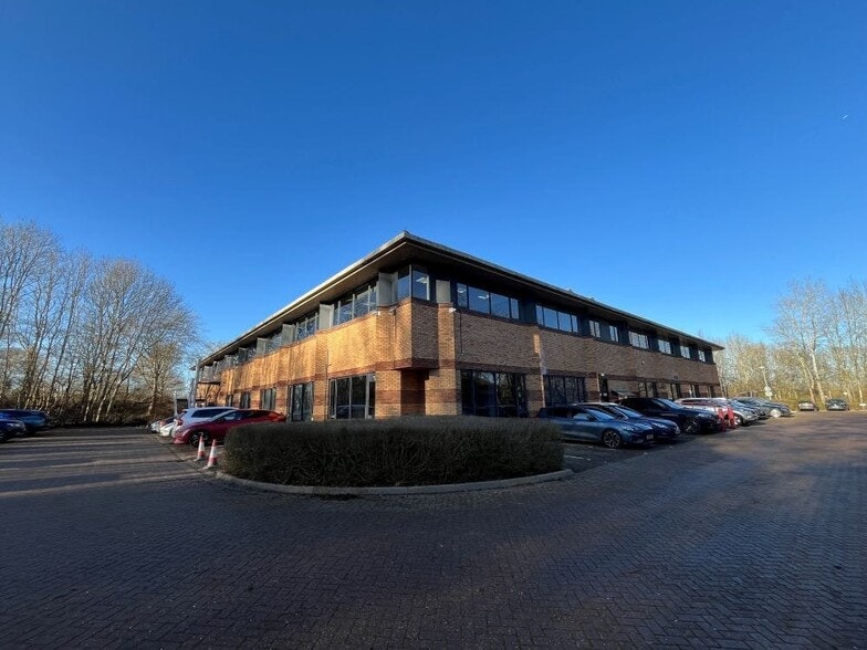 Aynho Rd, Banbury to rent - Building Photo - Image 3 of 20