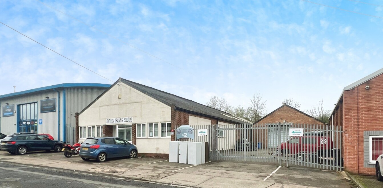 2 Rothersthorpe Ave, Northampton for sale Building Photo- Image 1 of 1