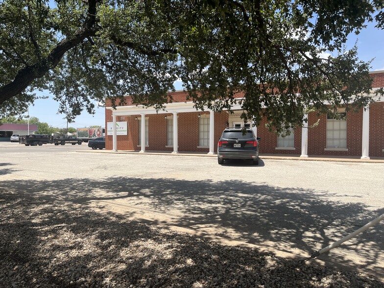 278 S Pioneer Dr, Abilene, TX for rent - Building Photo - Image 3 of 5