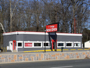 2106 Pulaski Hwy, Edgewood, MD for rent Building Photo- Image 2 of 2