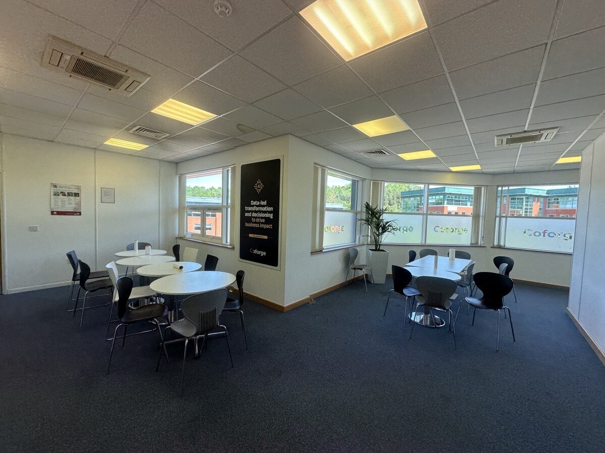 Euston Way, Telford to rent Interior Photo- Image 1 of 5