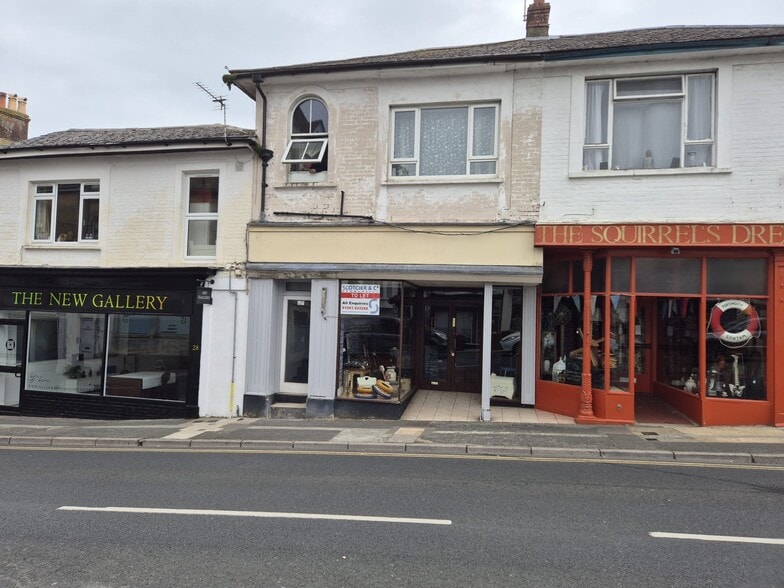 30 High St, Shanklin to rent - Building Photo - Image 1 of 1
