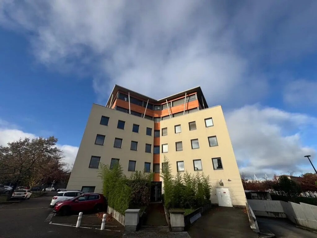Location Bureaux 35 m² - Photo 1