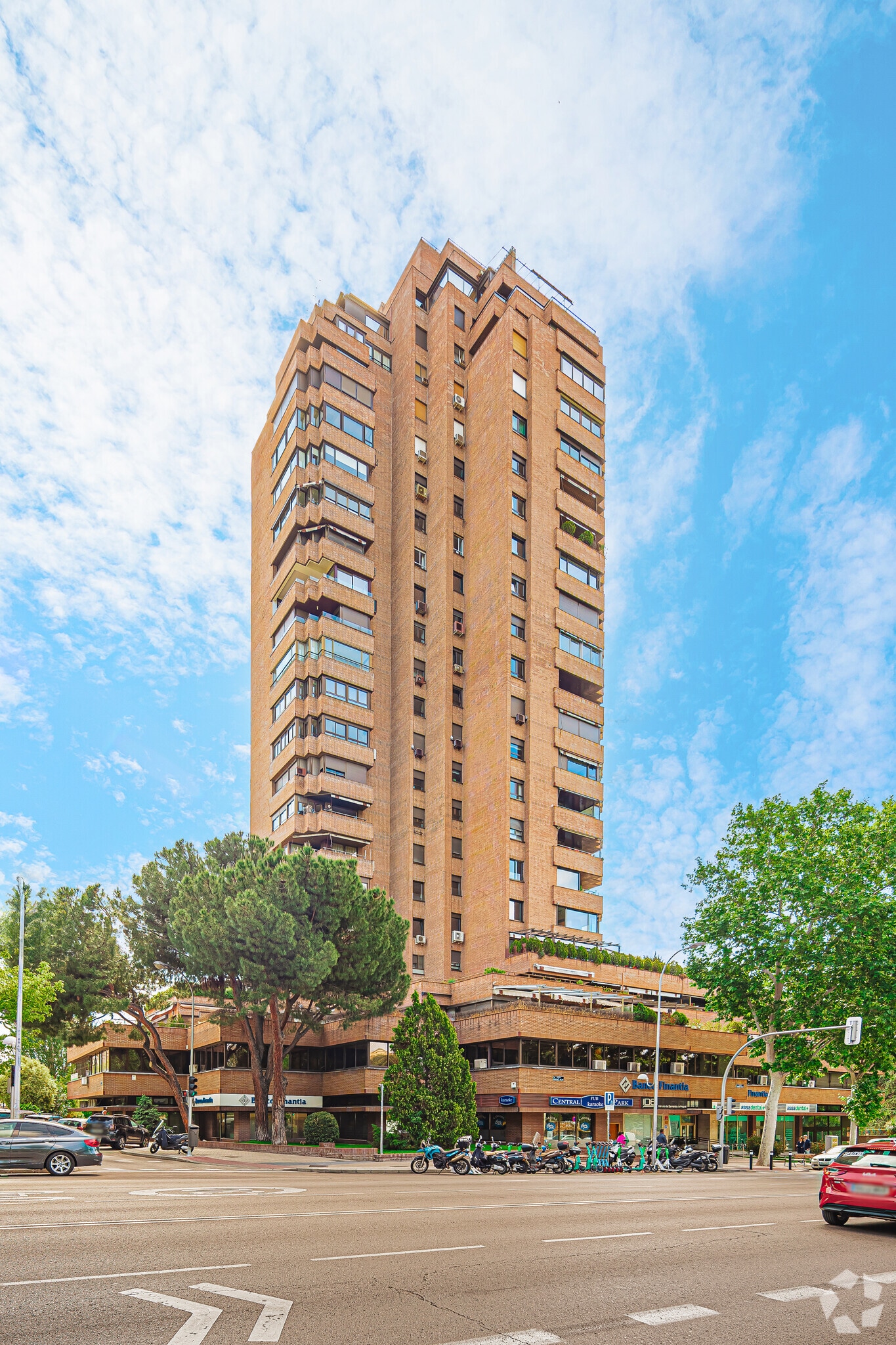 Avenida Menéndez Pelayo, 67, Madrid, Madrid to rent Building Photo- Image 1 of 6