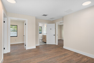 503-523 N Harbor City Blvd, Melbourne, FL for rent Interior Photo- Image 1 of 5