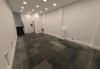 25 Chapel St, Guildford to rent Interior Photo- Image 2 of 3
