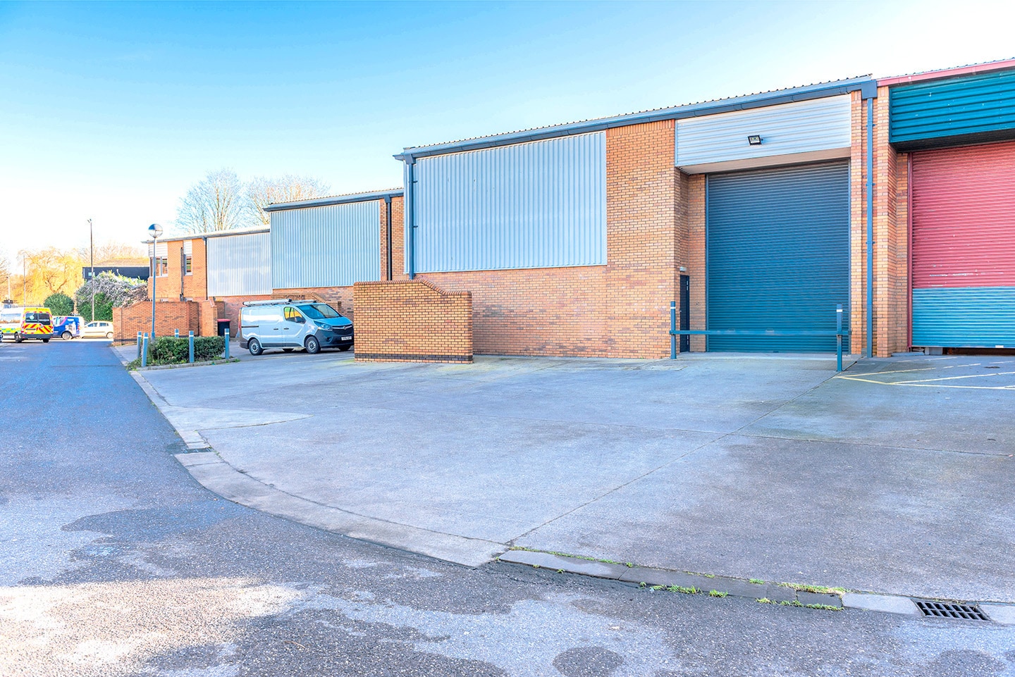 Feeder Rd, Bristol to rent Building Photo- Image 1 of 7