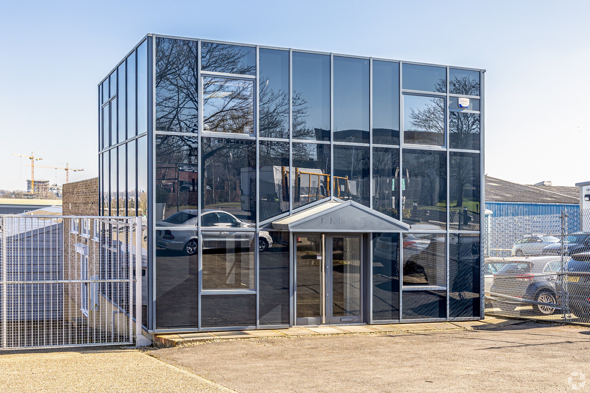 Crompton Rd, Stevenage for sale Primary Photo- Image 1 of 1