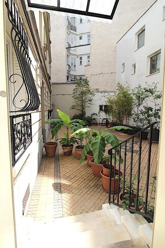 More details for 3 Avenue De Saint-Ouen, Paris - Light Industrial for Sale