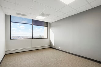 5601 S Broadway, Littleton, CO to rent Building Photo- Image 2 of 4