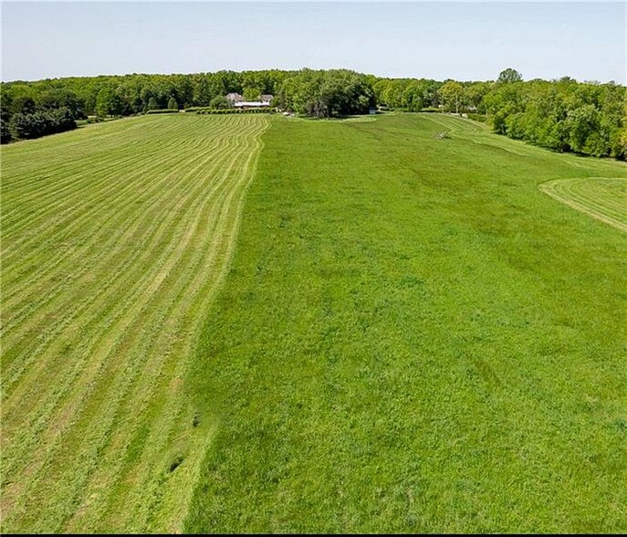 2 Milt Miller Rd, Renfrew, PA for sale - Building Photo - Image 3 of 13