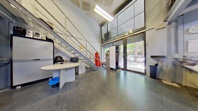 Office / Retail in Sant Cugat del Vallès, Barcelona to rent Interior Photo- Image 2 of 26