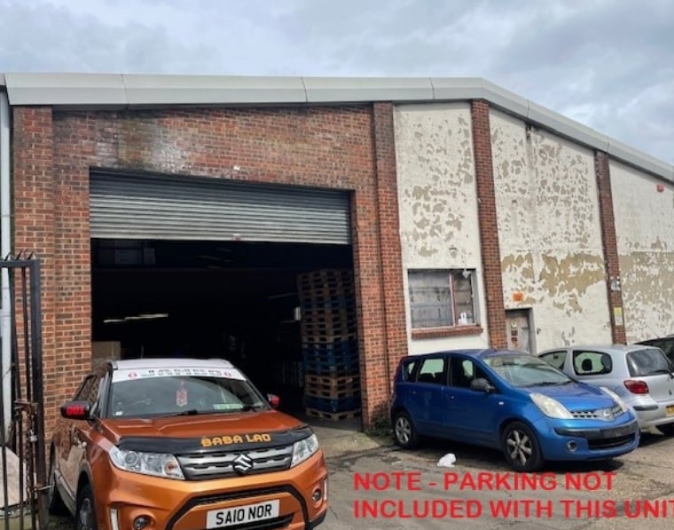 30 Abbey Av, Wembley to rent Building Photo- Image 1 of 4