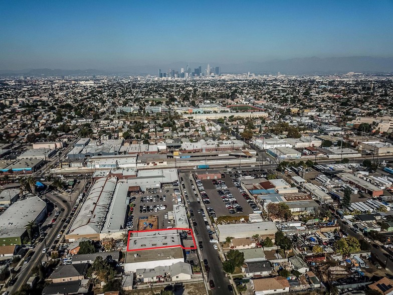 5867 Crocker St, Los Angeles, CA for sale - Aerial - Image 3 of 17