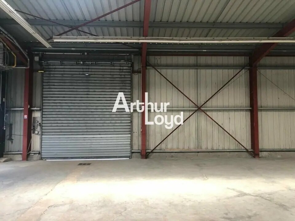 Light Industrial in Antibes to rent Building Photo- Image 1 of 5
