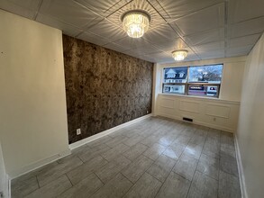 201 E Ridgewood Ave, Ridgewood, NJ for rent Interior Photo- Image 1 of 4