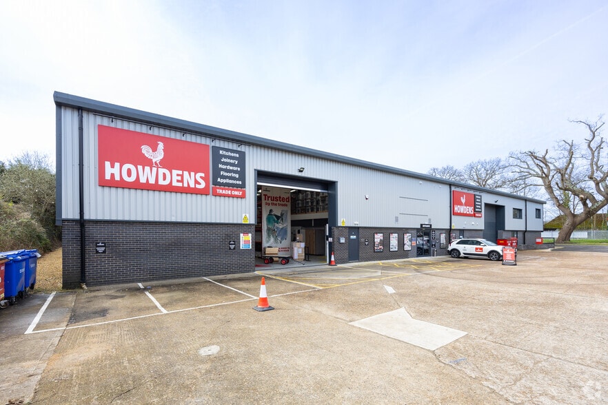 Hamble Ln, Southampton for sale - Primary Photo - Image 1 of 1