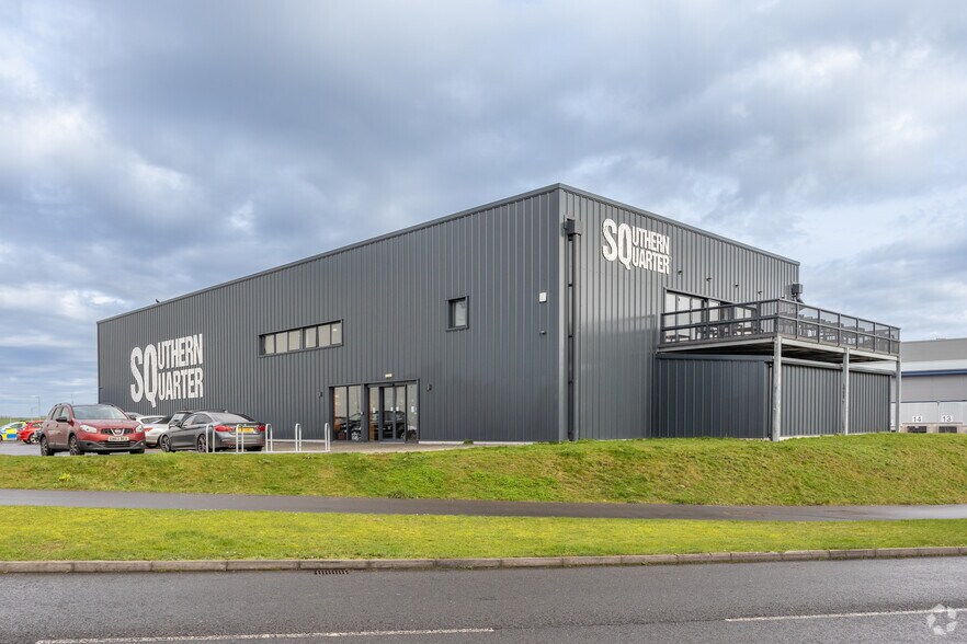 Sun Rise Way, Amesbury for sale - Primary Photo - Image 1 of 2