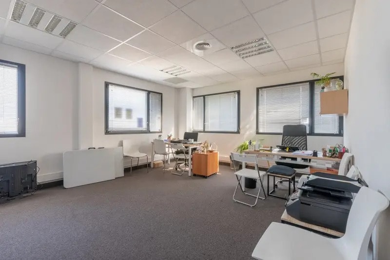 Location Bureaux 32 m² - Photo 1