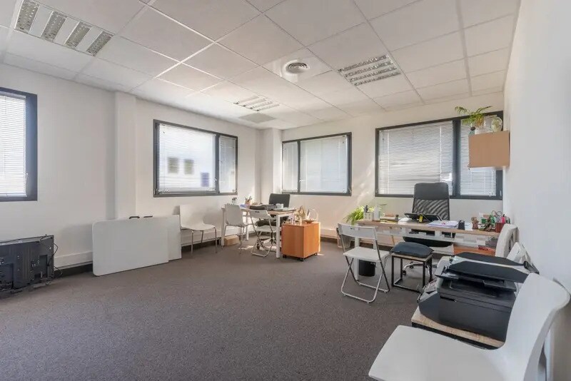 Office in Montpellier to rent Interior Photo- Image 1 of 5