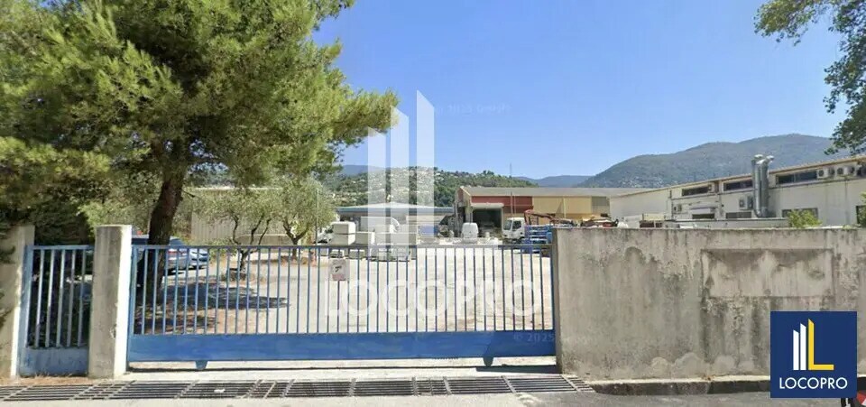 Location Terrain 1 600 m² - Photo 1