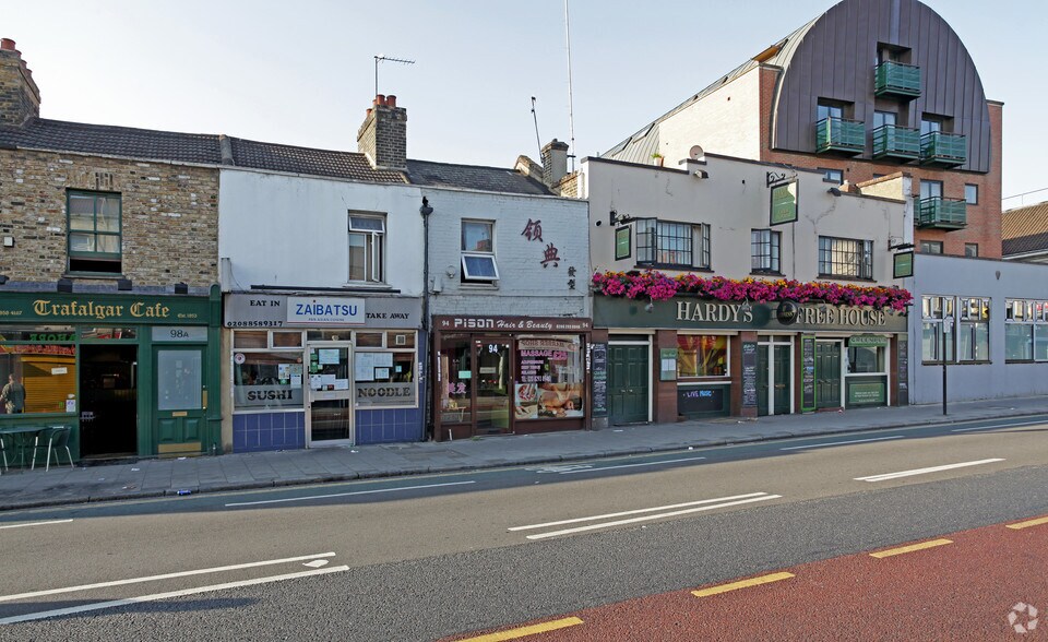 94 Trafalgar Rd, London for sale - Primary Photo - Image 1 of 1
