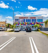 Barbarita's Liquor Dis Wholesale. - Commercial Property