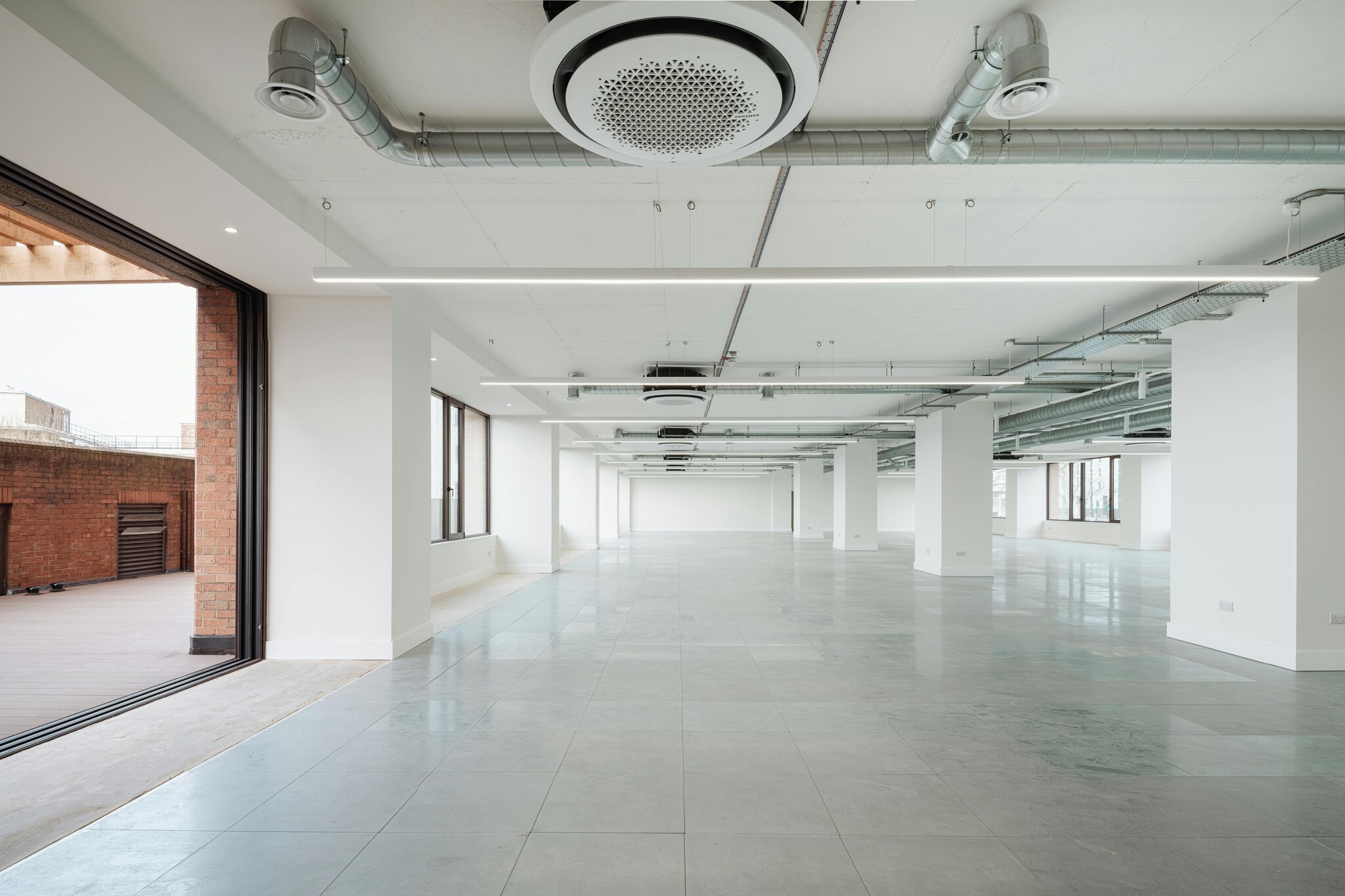 125 Finchley Rd, London to rent Interior Photo- Image 1 of 16