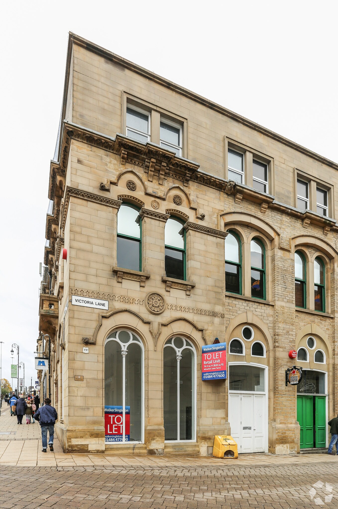 11-13 Ramsden St, Huddersfield for sale Primary Photo- Image 1 of 1