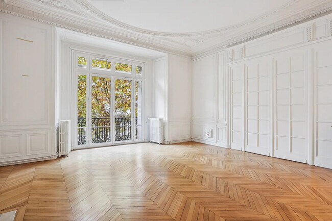 Location Bureaux 315 m²