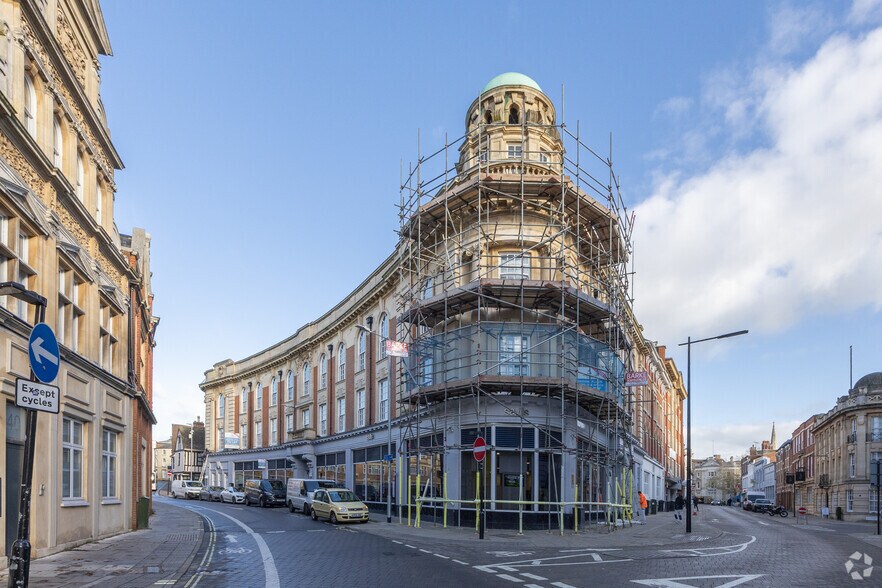 22-23 Museum St, Ipswich to rent - Primary Photo - Image 1 of 2