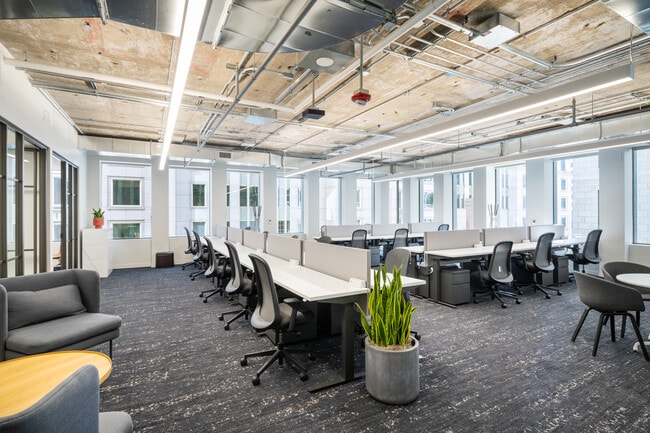 More details for 311 W Monroe St, Chicago, IL - Co-working to Rent